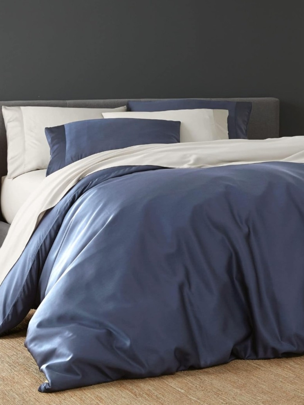 NWT Navy Sapphire Blue Duvet Cover Set - Classic Comfort